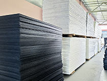 Processus de production de panneaux creux