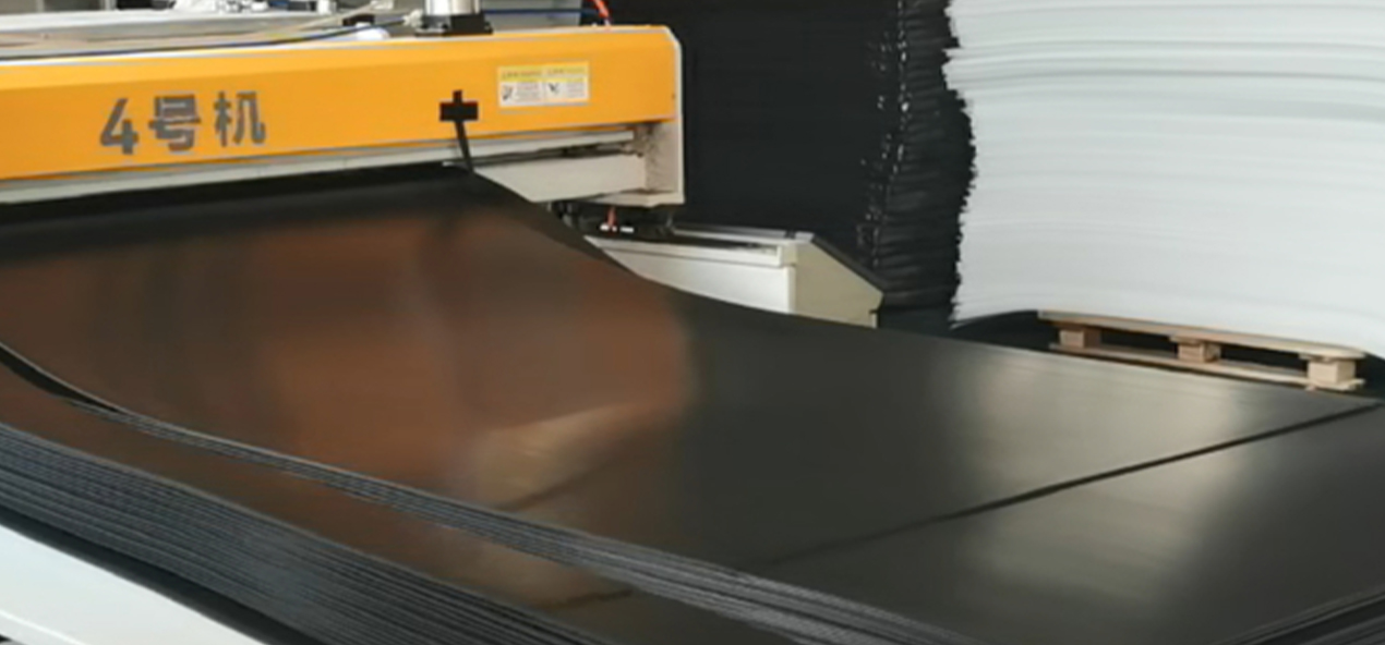PP plastic layer pads for stacking protection between layers