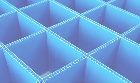 fluted polypropylene dividers for automotive and parts handling