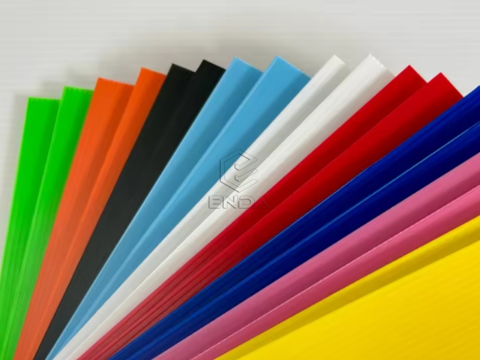 What roles does pp hollow board play in agriculture?